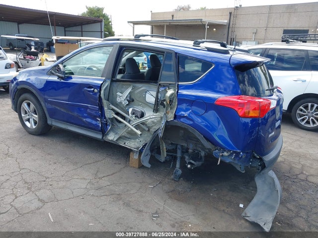 Toyota Rav4 Xle 2015 2T3WFREV9FW181122 Image 3
