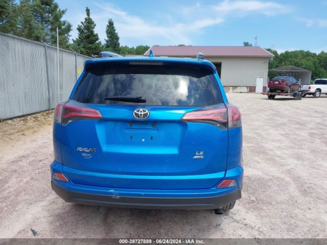2T3BFREV0GW415437 Toyota RAV4 LE
