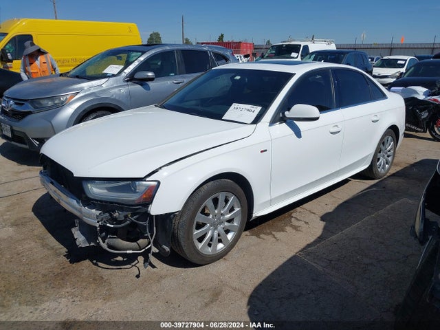 Audi A4 2.0t Premium 2015 WAUBFAFLXFN045034 Image 2