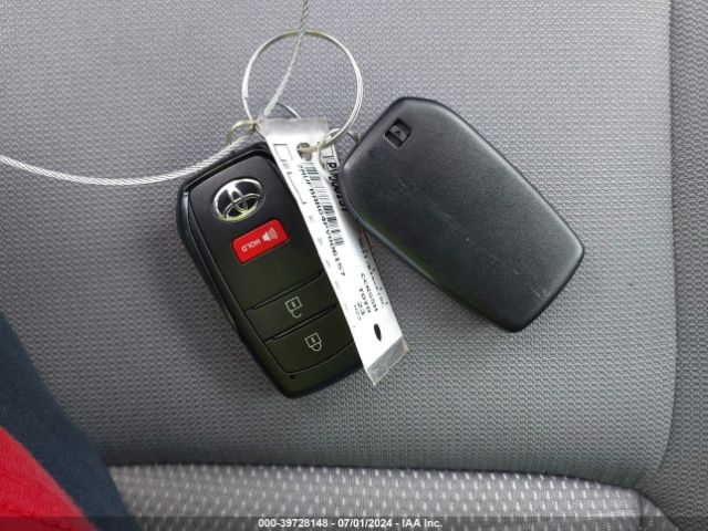7MUFBABG4PV006157 Toyota Corolla Cross Hybrid S