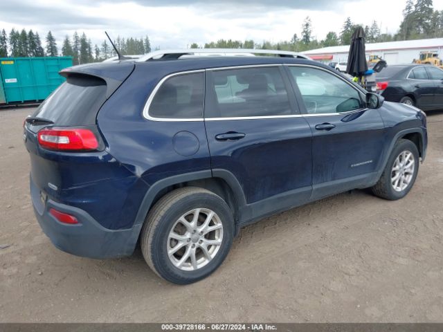 1C4PJMCB8GW284856 Jeep Cherokee Latitude