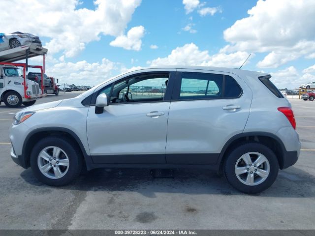 3GNCJNSB6KL196769 Chevrolet TRAX LS