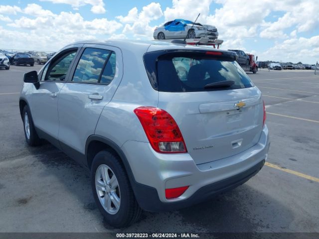 3GNCJNSB6KL196769 Chevrolet TRAX LS