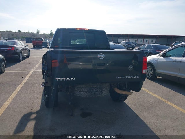 Nissan Titan Pro-4x 2014 1N6BA0EC5EN511901 Image 17