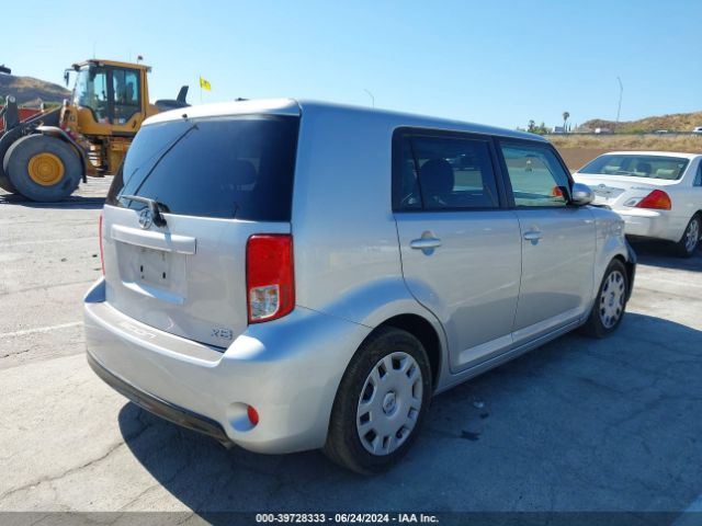 JTLZE4FE9FJ077525 Scion XB