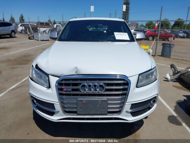 WA1CGAFP8EA104217 Audi Sq5 3.0t Premium Plus