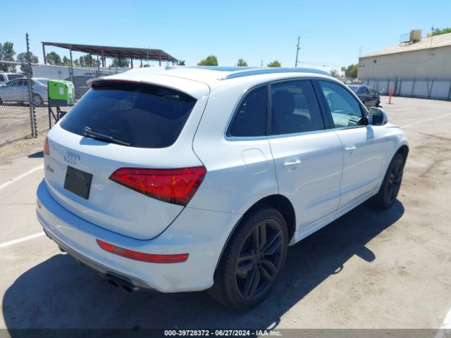 WA1CGAFP8EA104217 Audi Sq5 3.0t Premium Plus