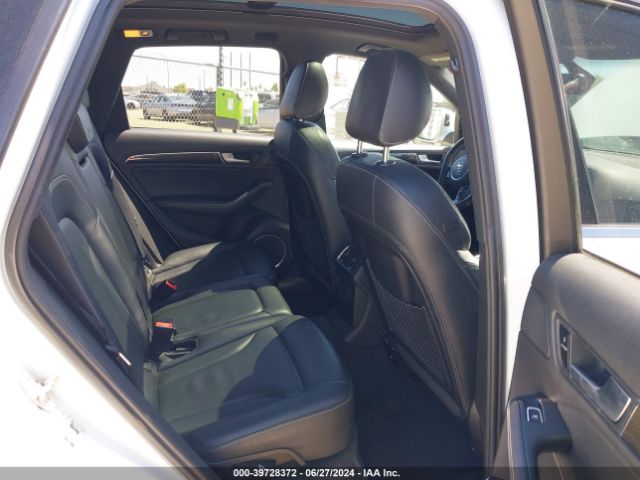 WA1CGAFP8EA104217 Audi Sq5 3.0t Premium Plus