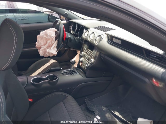 Ford Mustang V6 2016 1FA6P8AM9G5327067 Image 5
