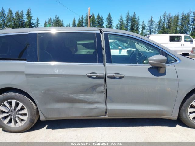 2C4RC1L72NR129870 Chrysler Pacifica Hybrid Touring L