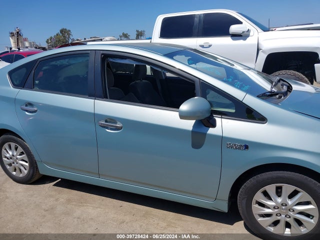 Toyota PRIUS PLUG-IN 2014 JTDKN3DP6E3057053 Image 12