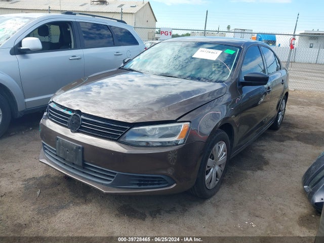 3VW2K7AJ2EM239831 Volkswagen Jetta 2.0l S