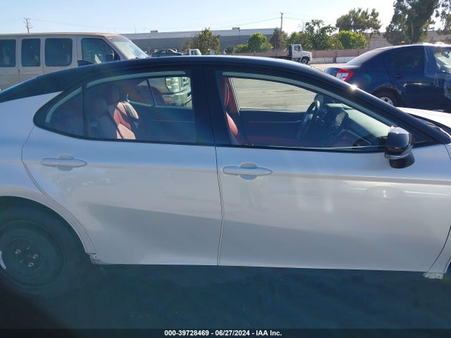 Toyota CAMRY XSE 2022 4T1K61AK5NU063071 Image 13