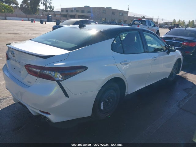 Toyota CAMRY XSE 2022 4T1K61AK5NU063071 Image 4
