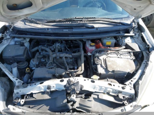 JTDKDTB34E1574799 Toyota Prius C One