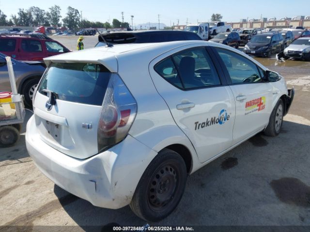 JTDKDTB34E1574799 Toyota Prius C One
