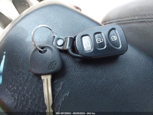 5NPDH4AE4GH772400 Hyundai ELANTRA SE