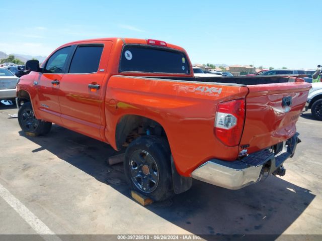 5TFDW5F11GX524563 Toyota Tundra Sr5 5.7l V8