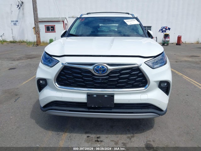 Toyota Highlander Hybrid Platinum 2021 5TDEBRCH3MS018033 Image 12