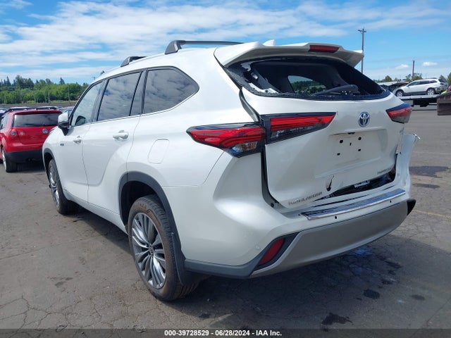 Toyota Highlander Hybrid Platinum 2021 5TDEBRCH3MS018033 Image 3