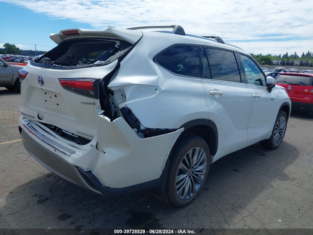 Toyota Highlander Hybrid Platinum 2021 5TDEBRCH3MS018033 Image 4