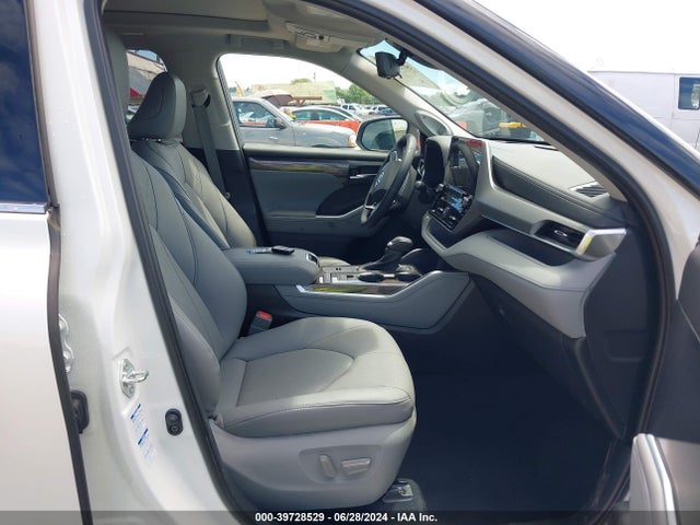 Toyota Highlander Hybrid Platinum 2021 5TDEBRCH3MS018033 Image 5