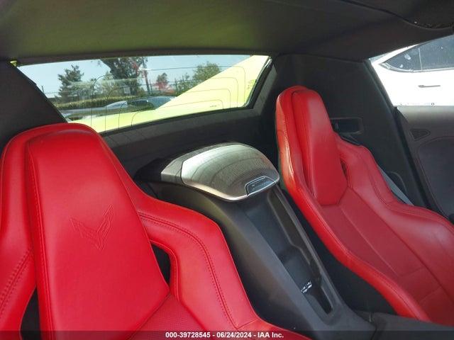 Chevrolet Corvette Stingray Rwd  2lt 2022 1G1YB3D44N5103808 Image 8
