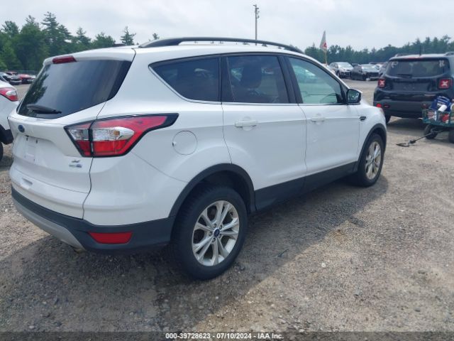 1FMCU9GD6JUC37550 Ford ESCAPE SE