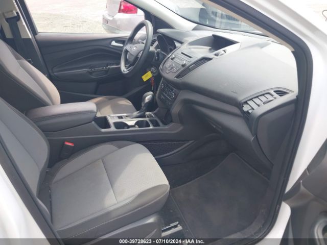 1FMCU9GD6JUC37550 Ford ESCAPE SE