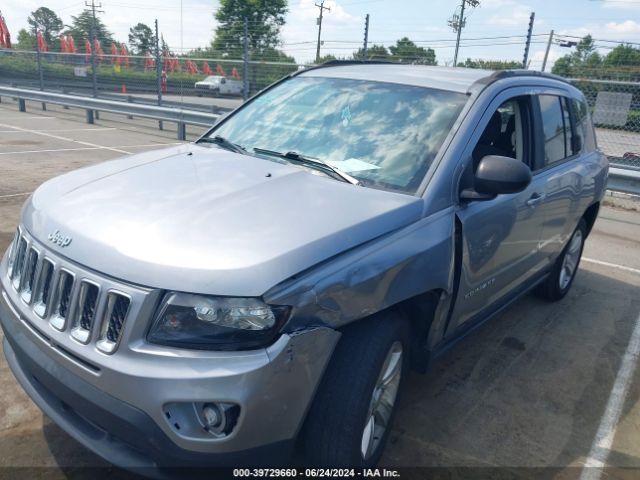 1C4NJCBA9GD665198 Jeep Compass Sport