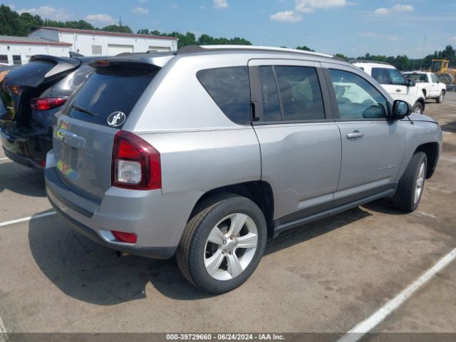 1C4NJCBA9GD665198 Jeep Compass Sport