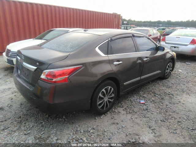 Nissan Altima 2.5 S 2015 1N4AL3APXFN316368 Image 4