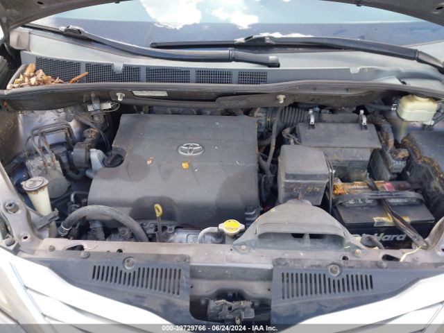 5TDYK3DC5FS676520 Toyota Sienna Limited 7 Passenger