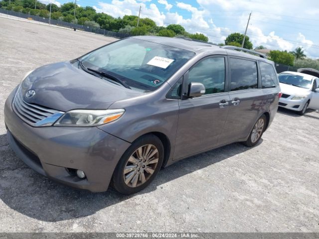 5TDYK3DC5FS676520 Toyota Sienna Limited 7 Passenger