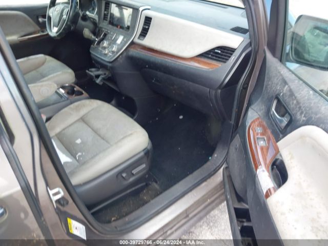 5TDYK3DC5FS676520 Toyota Sienna Limited 7 Passenger