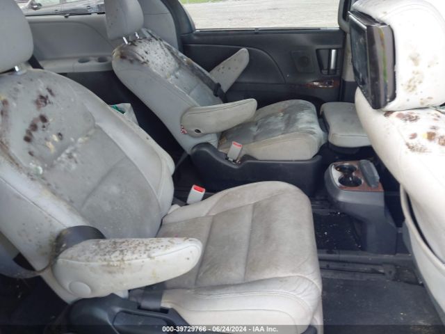 5TDYK3DC5FS676520 Toyota Sienna Limited 7 Passenger