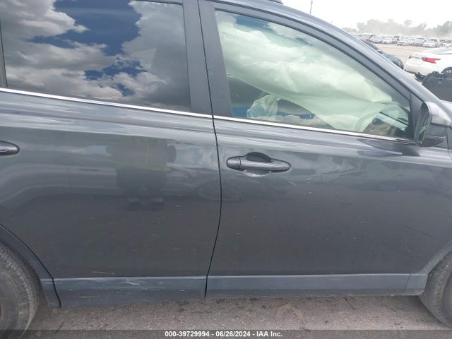 Toyota RAV4 LE 2017 JTMZFREV0HD104409 Image 13