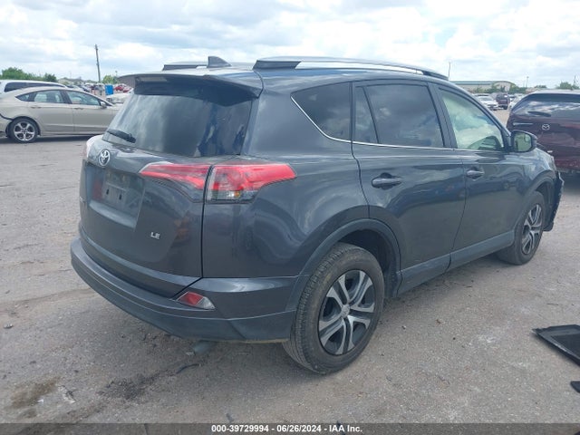 Toyota RAV4 LE 2017 JTMZFREV0HD104409 Image 4