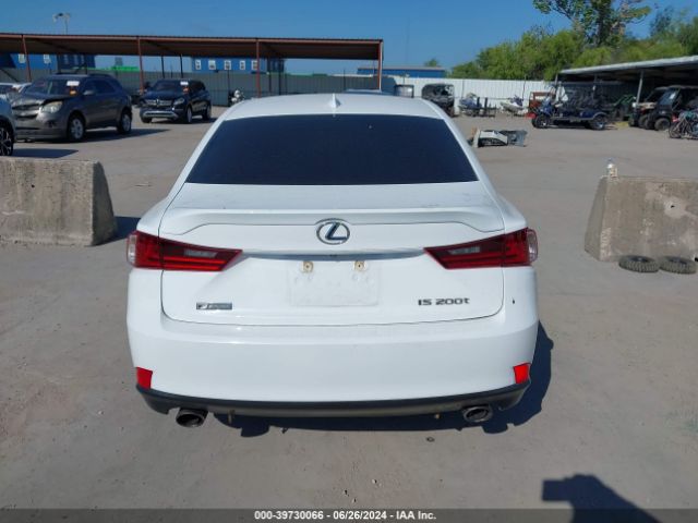JTHBA1D27G5037887 Lexus IS 200T