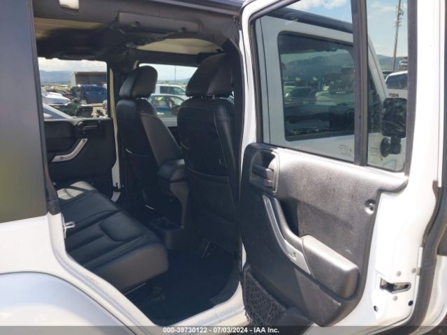 1C4BJWEG3EL315797 Jeep Wrangler Unlimited Sahara