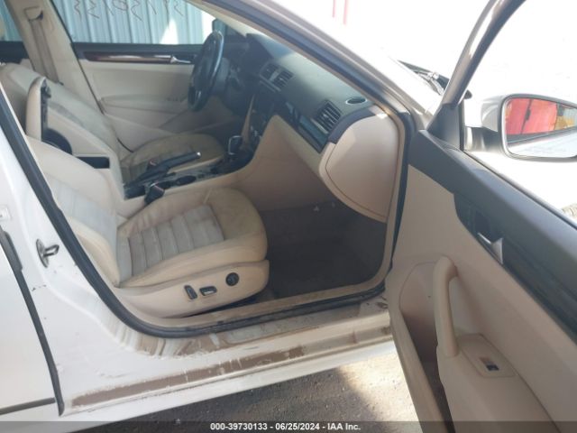 1VWCN7A30EC004763 Volkswagen Passat 2.0l Tdi Sel Premium