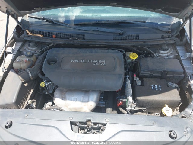 Chrysler 200 Limited 2015 1C3CCCAB4FN625247 Image 10