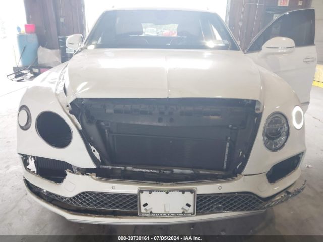 2018 BENTLEY BENTAYGA SJAAC2ZV2JC020287 Photo 5