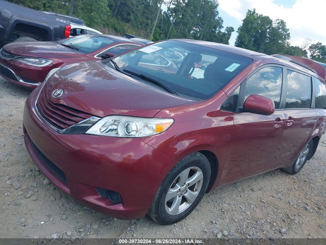 Toyota Sienna Le 8 Passenger 2015 5TDKK3DC8FS639984 Image 14