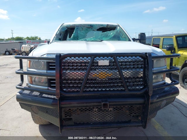 1GC2KUEGXFZ142943 Chevrolet Silverado 2500hd Wt