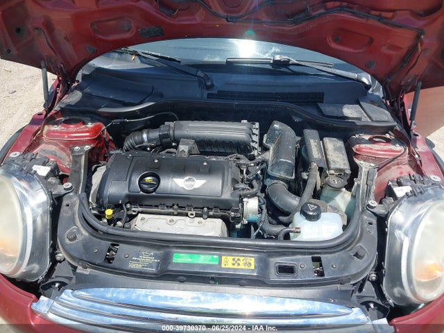 2010 MINI COOPER CLUBMAN WMWML3C50ATX38105 Photo 9