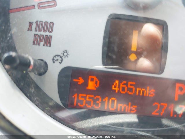 2010 MINI COOPER CLUBMAN WMWML3C50ATX38105 Photo 6