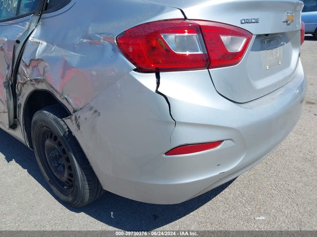 Chevrolet Cruze Ls Manual 2018 1G1BB5SM7J7110688 Image 14