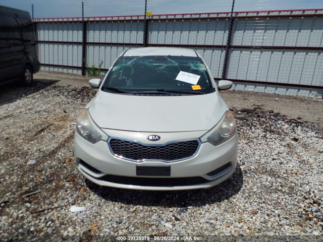 KNAFK4A64E5092607 KIA FORTE LX