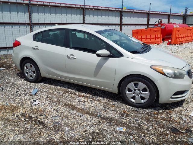KNAFK4A64E5092607 KIA FORTE LX
